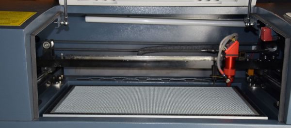 MQ5030 DESKTOP Wabenbett