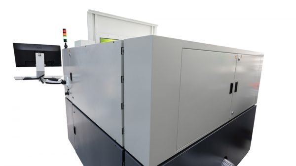Rückseite des Metalllaserschneiders MetaQuip FC1390