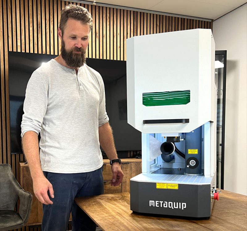 Lite Desktop-Faserlaser-Graviermaschine